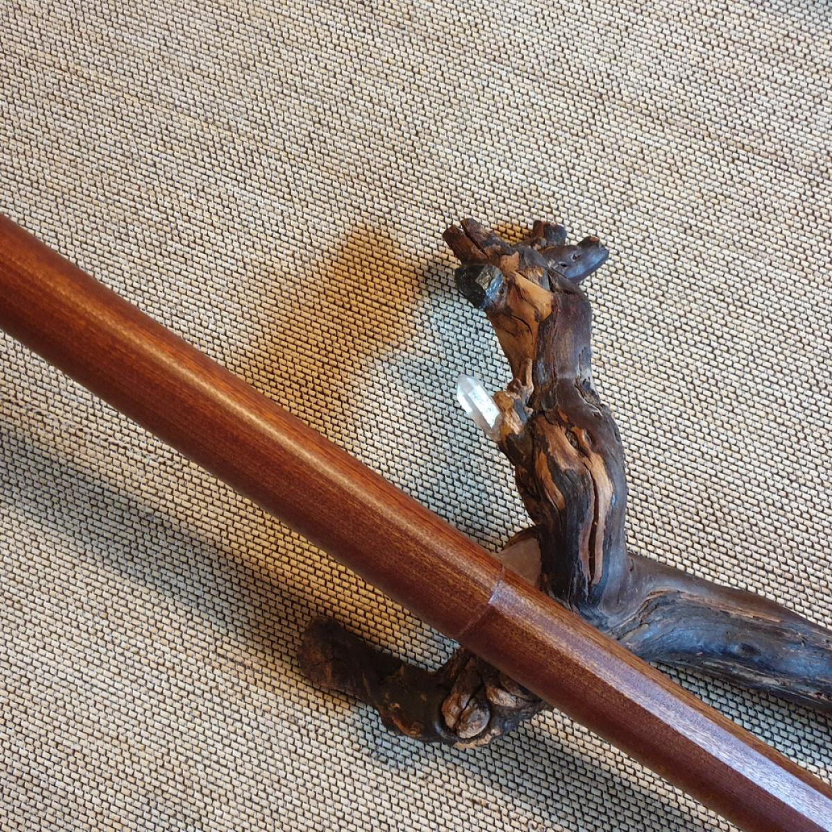 Bokken aus Mahagoni in der Itto-Ryu-Form♥ Einzigartiger Bokken✅ für Deine Kampfkunst✓ Aikido, Iaido, Kendo, Koryu, Jodo✅ 100% Handarbeit✔ 100% günstig✔ Jetzt online bestellen➤ www.bokken-shop.eu